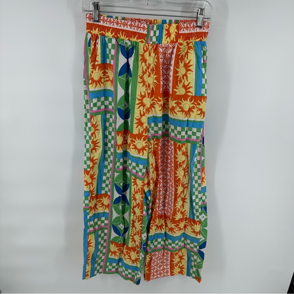 Christian Siriano Wide leg pants flowy vibrant colorful Resortwear linen Europe